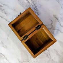 Load image into Gallery viewer, Reclaimed Wood Recipe Box / Family Recipe Box / 4x6 Recipe Cards / Farmhouse Recipe Holder / Mother's Day Gift / Wedding